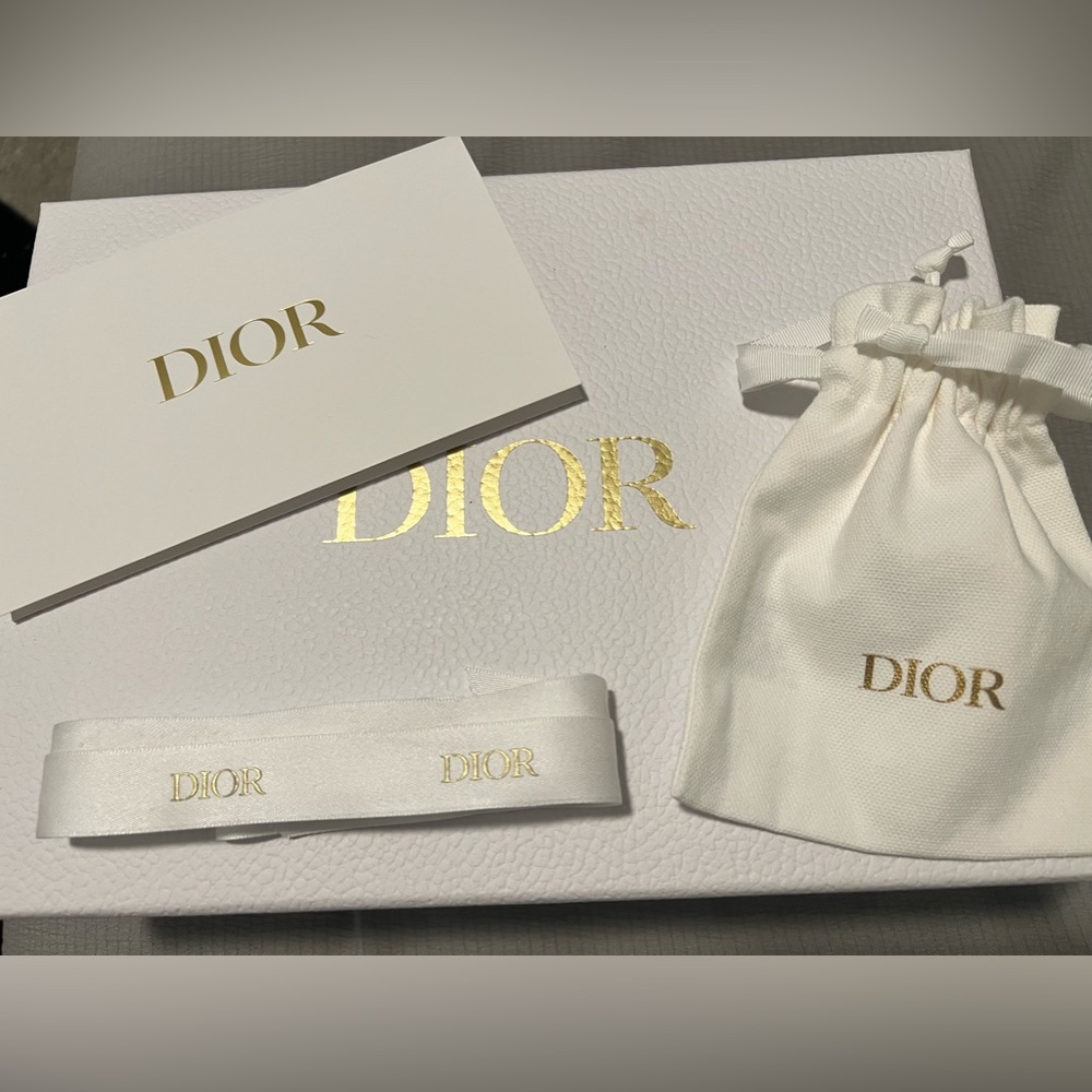 Dior gift box 9x12